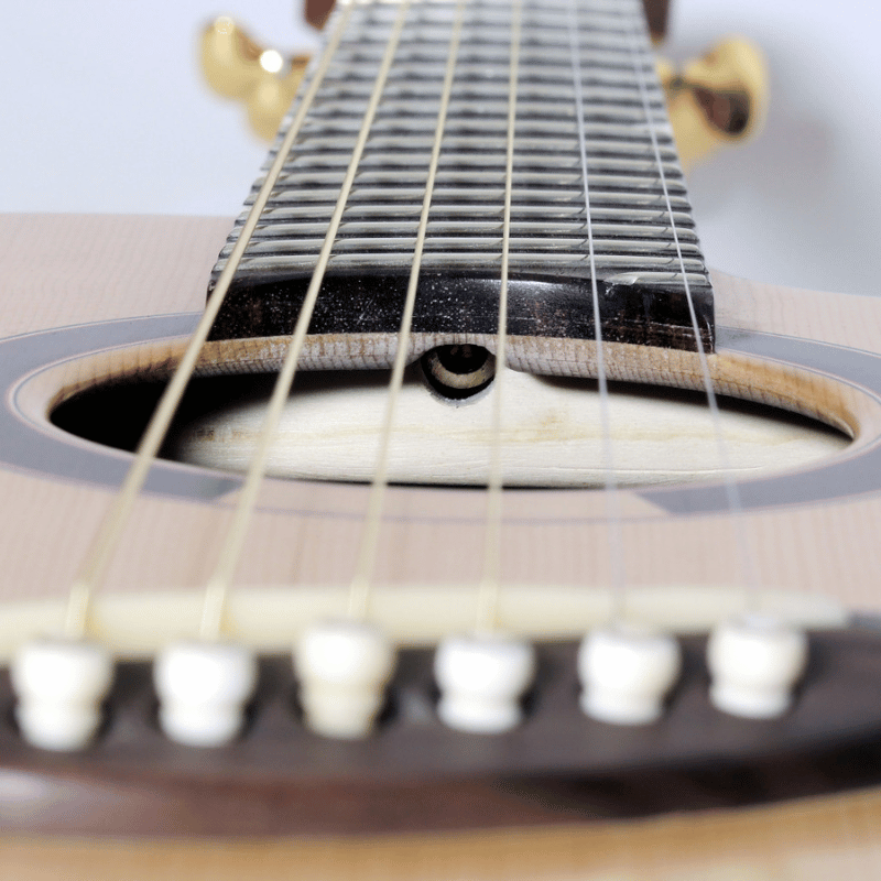 Wie man die Tonhöhe einer Martin Gitarre einstellt